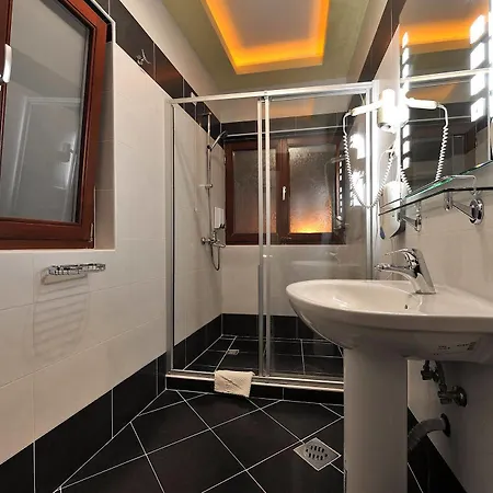 Sucevic Garni 4* Belgrado