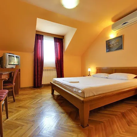 Sucevic Garni Otel Belgrad